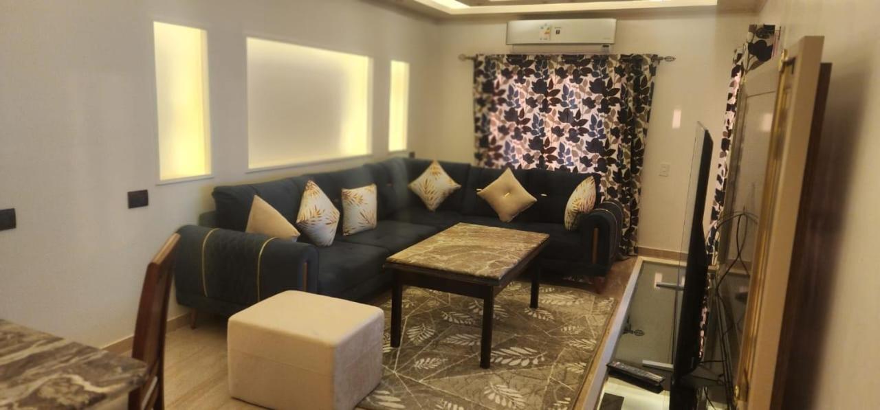 Square - Brand New Luxury With Stunning Sea View *