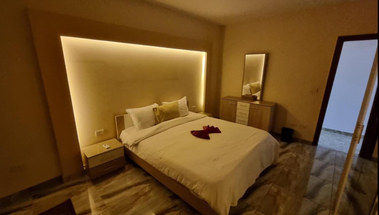 Sea View Heart Apartment *