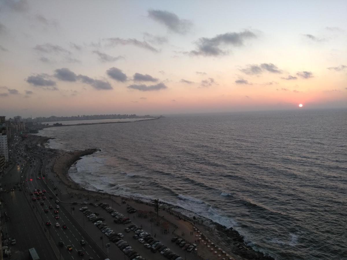 Sea View Heart Alexandria
