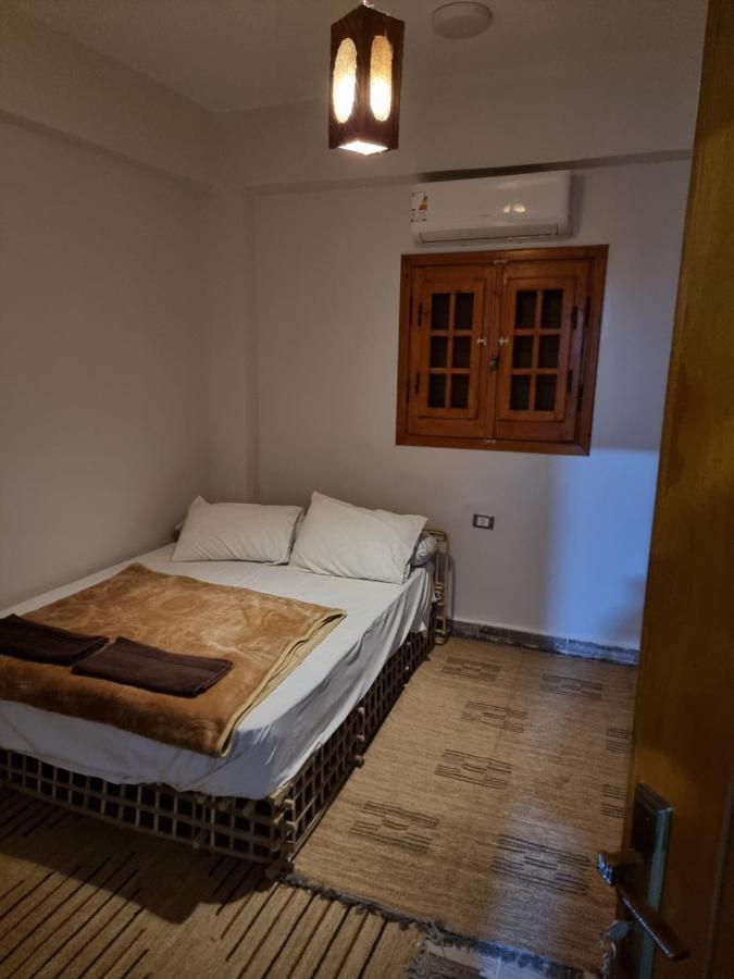 Semiramis Siwa Gazde/Camere de închiriat *