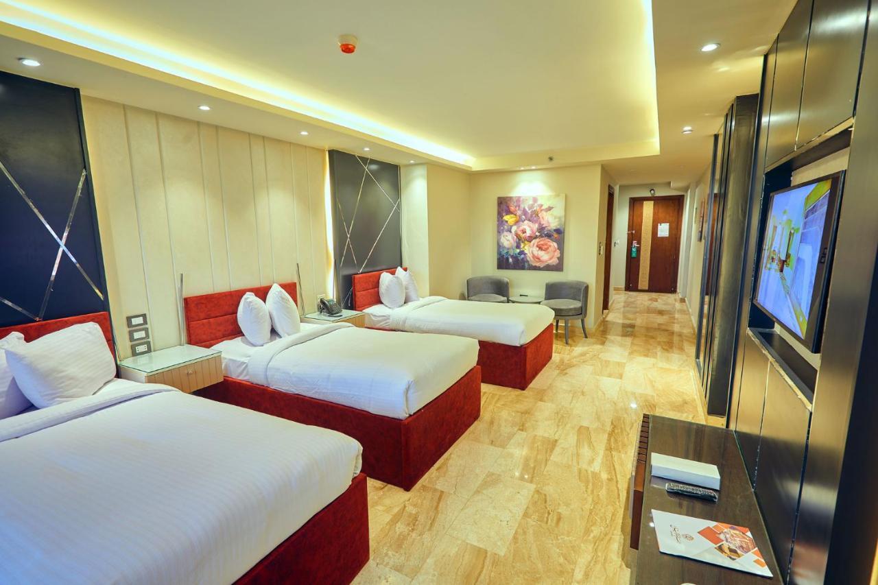 Hotel Grand 4*