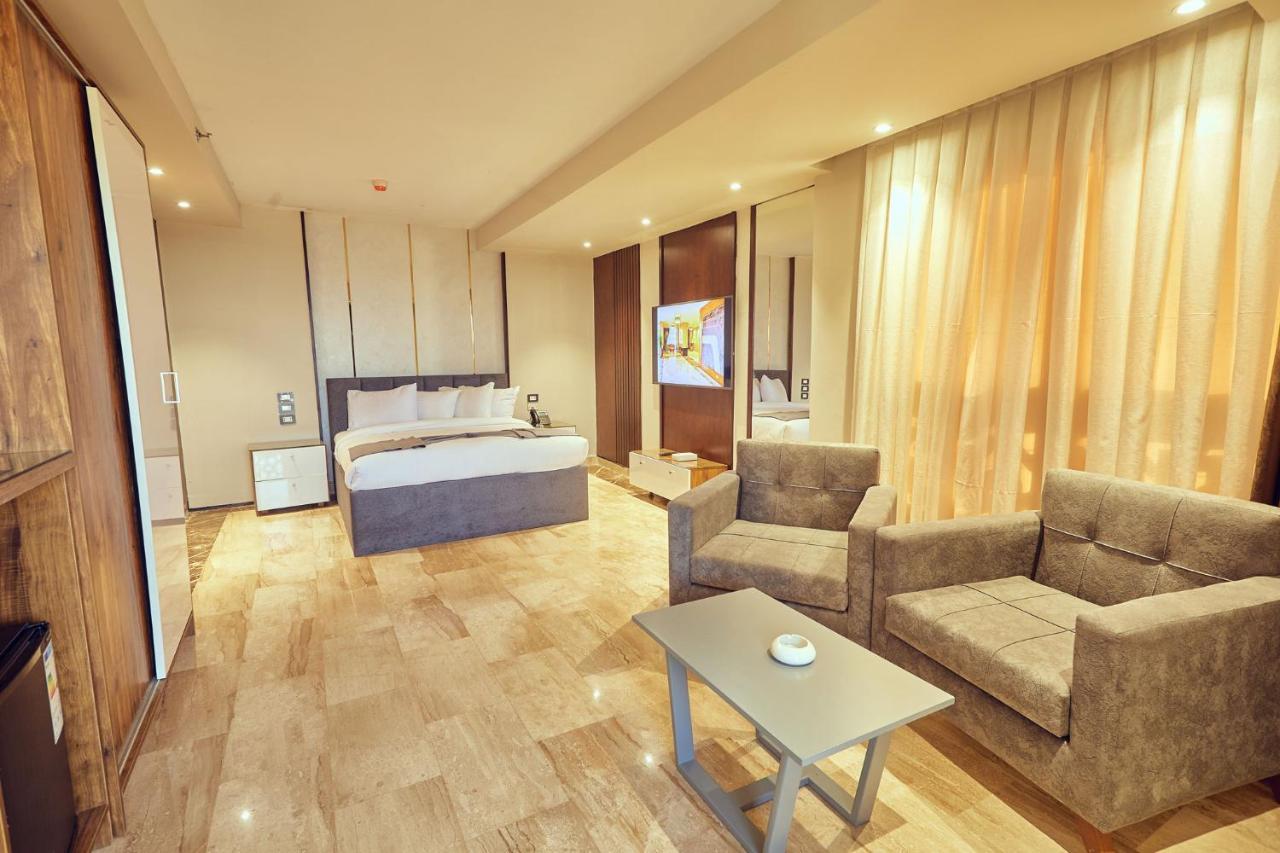 Hotel Grand Port Said