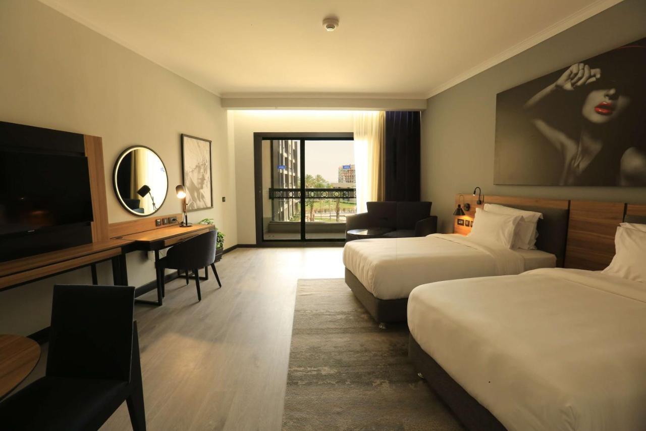 Hotel Radisson Blu & Convention Center,