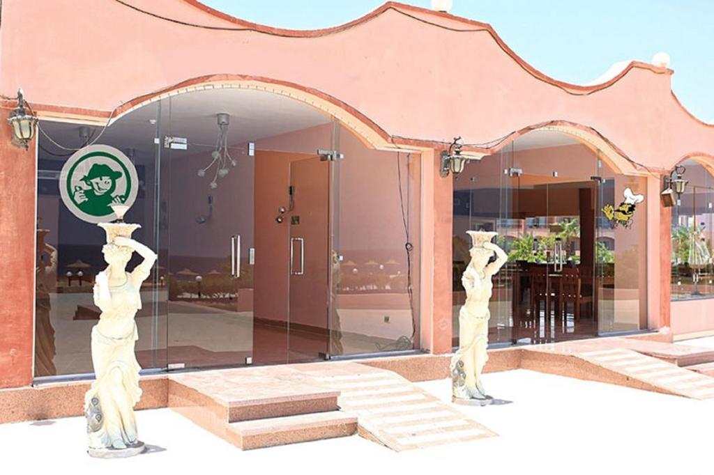 Resort Three Corners Happy Life 4*
