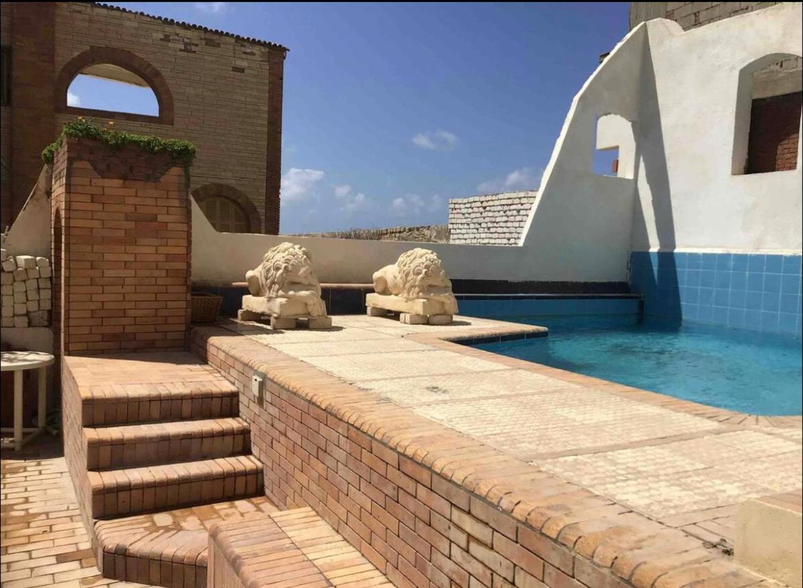Stand Alone Seabreeze With Private Pool