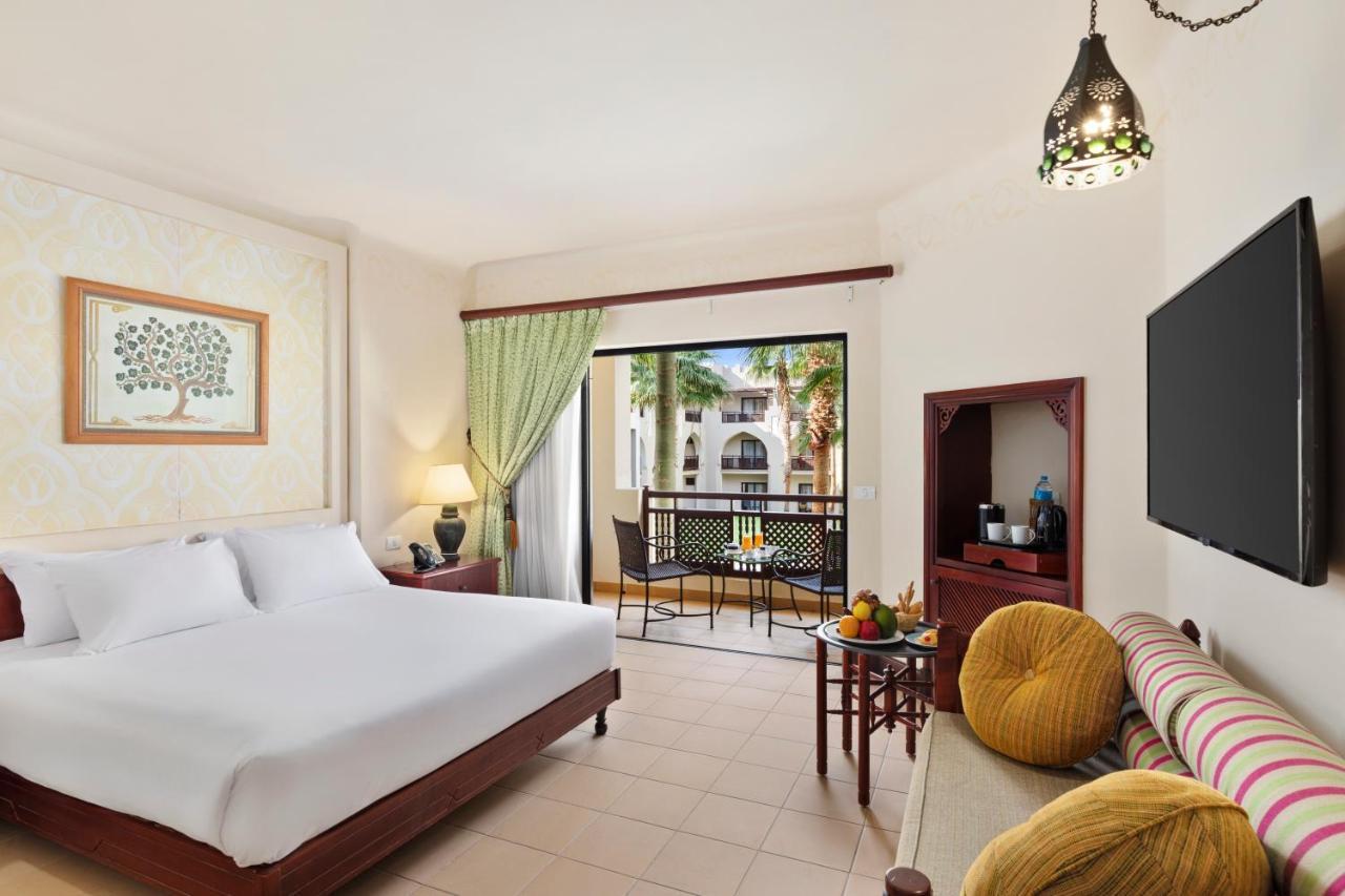 Pickalbatros Oasis 5*