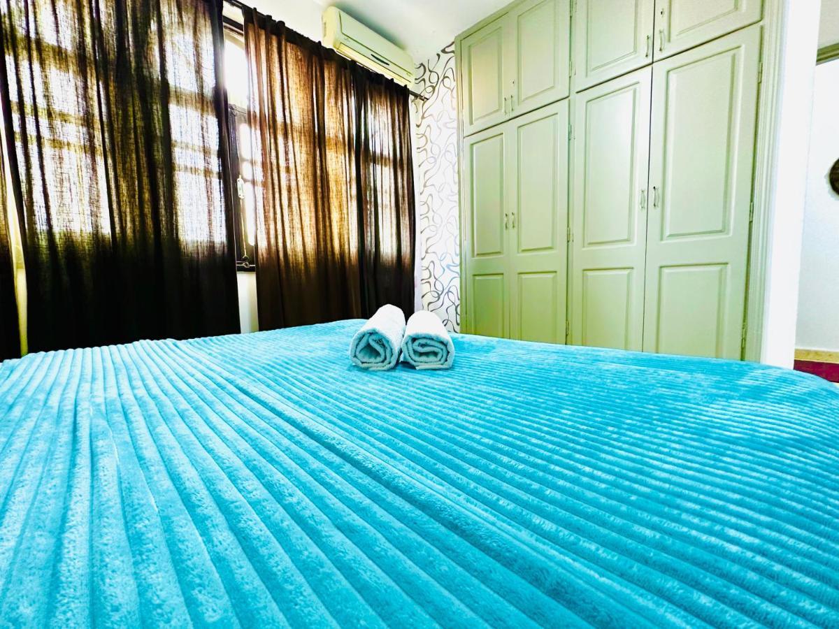 Tamburine With Wi Fi Center Apartment