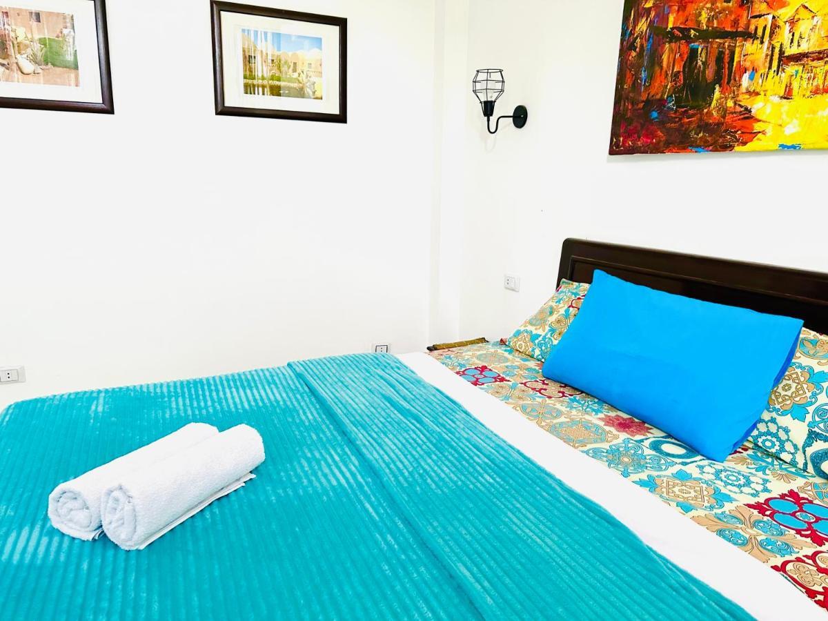 Apartment Tamburine With Wi Fi Center