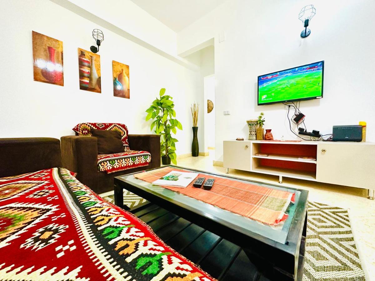 Apartment Safari With Wi Fi Center