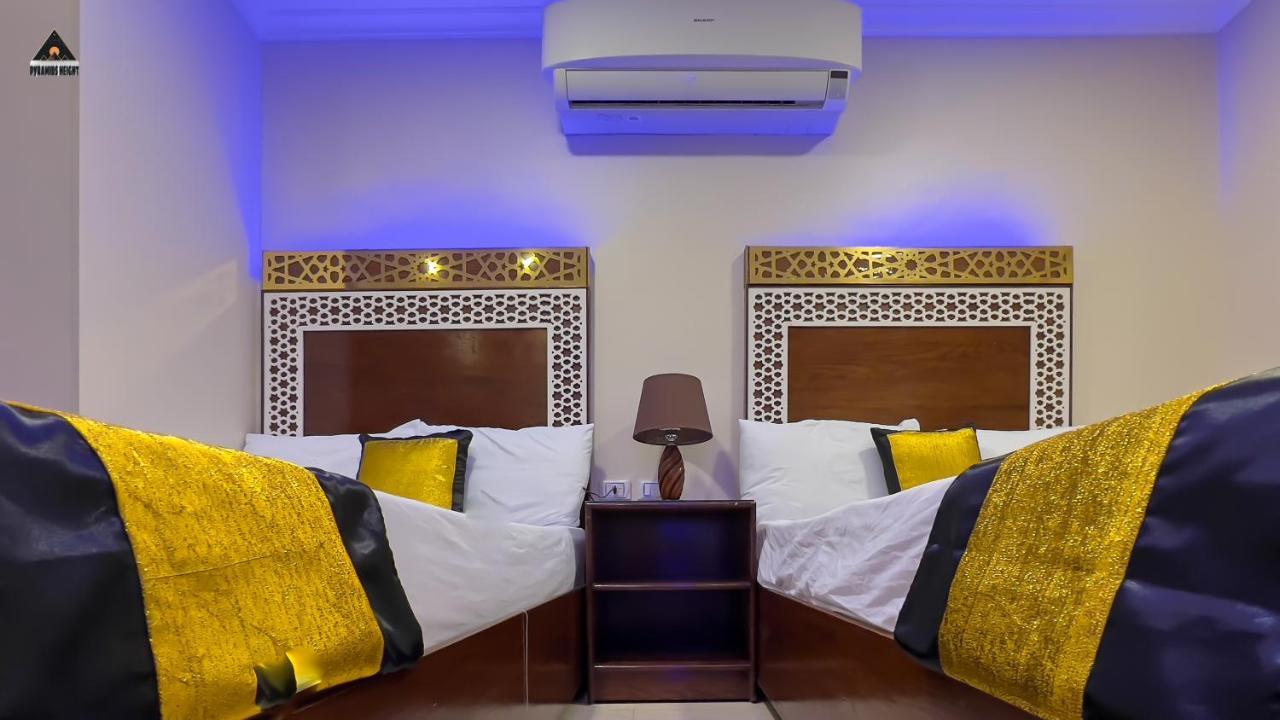 Pyramids Height & Pyramids Master Scene Rooftop Hotel Kafrat al Jabal