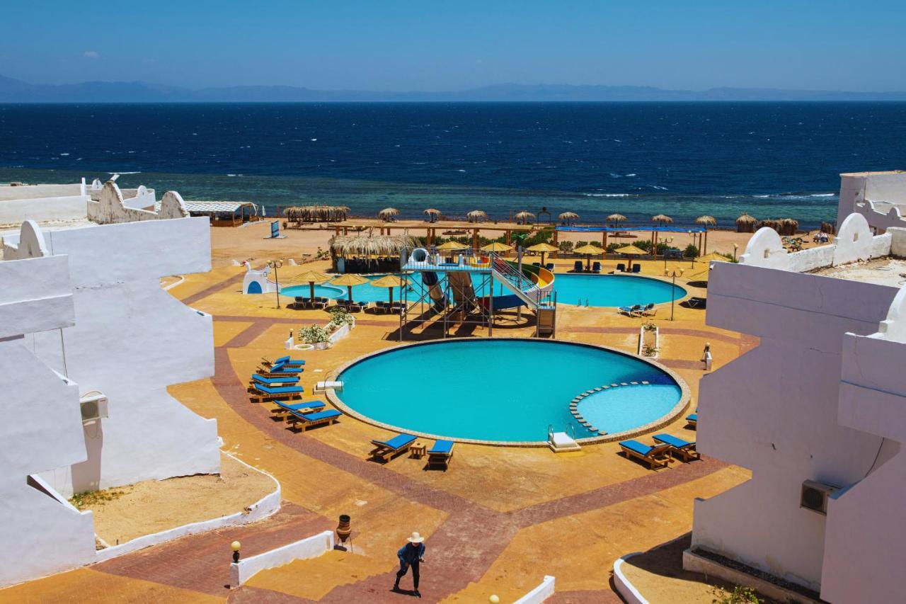Hotel Golden Heights Aqua Park