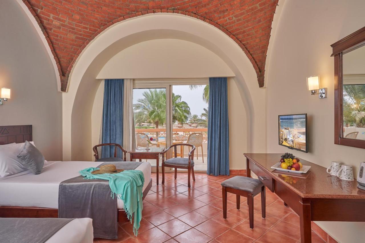 Resort Three Corners Sea 4*