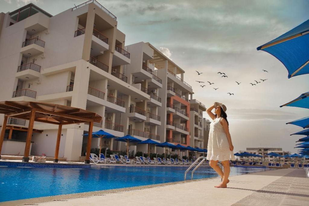 Apartment مارينا ريديزنس الساحل الشمالي امام ابراج العالمين الجديدة *