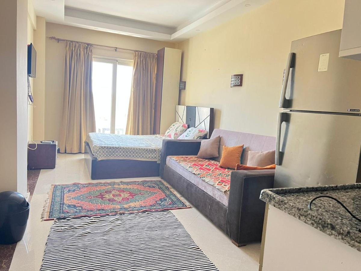 Cecelia Furnished For Rent Apartment *