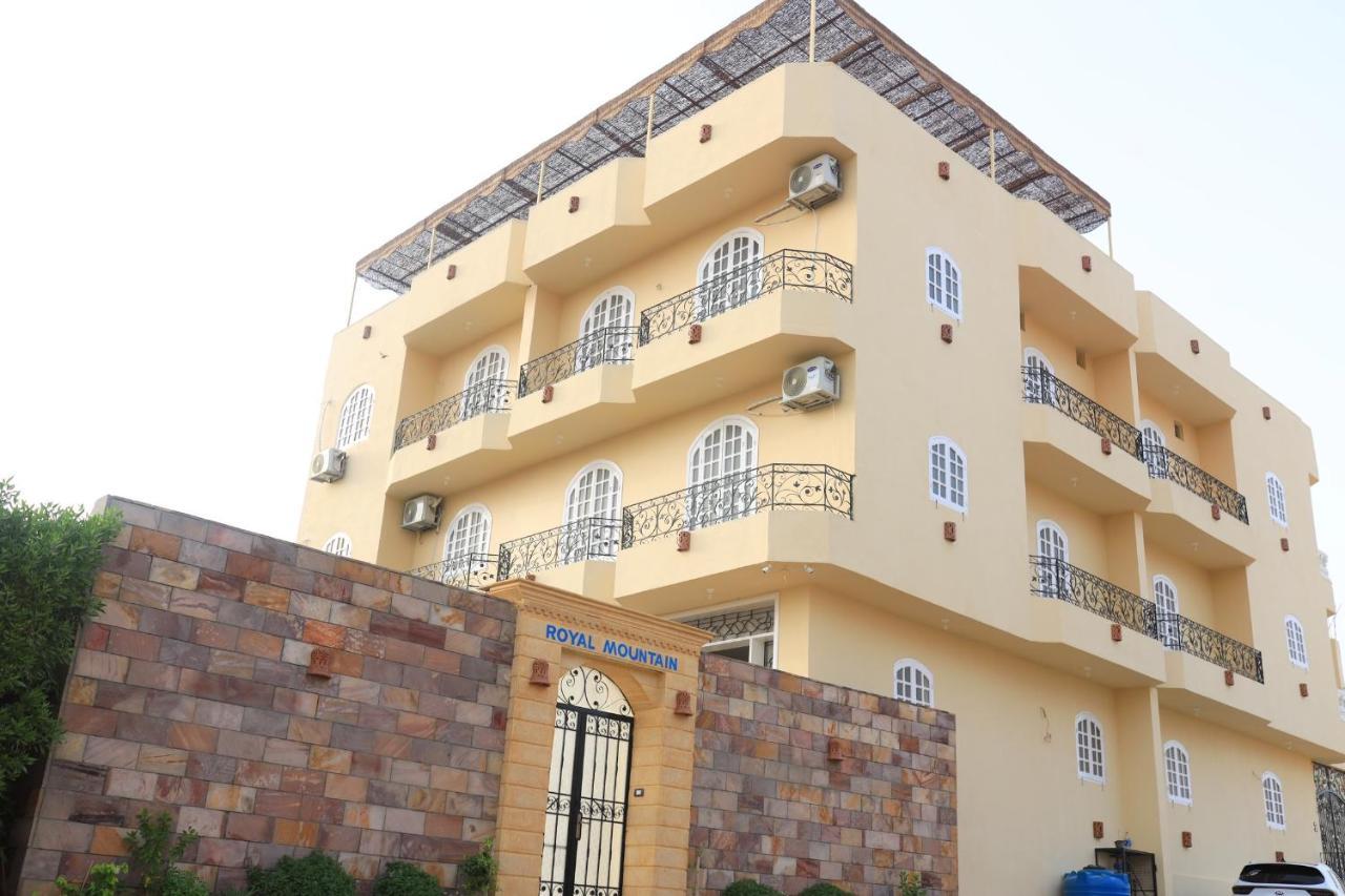 Royal Mountain Hotel 2*