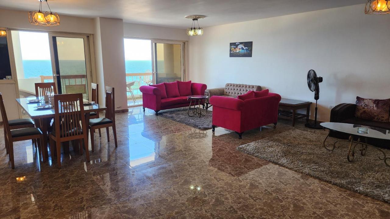 Alex Sea View - Families Only Alexandria