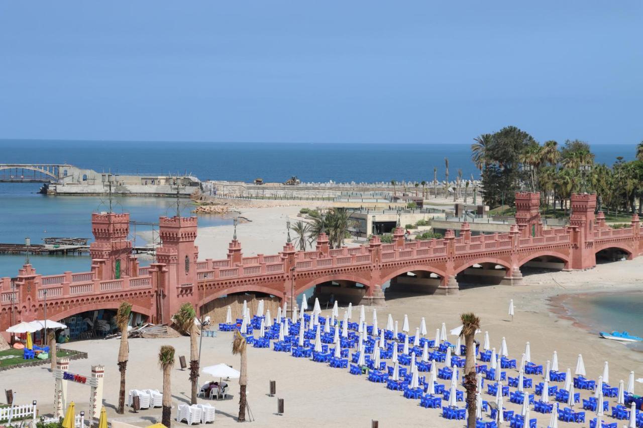 Luxury Mamoura Private Daire