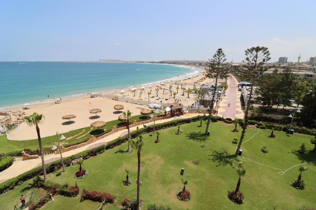 Luxury Mamoura Private