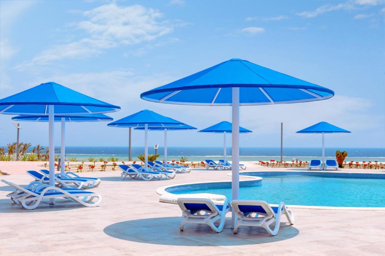 Pickalbatros Villaggio Aqua Park - Portofino 4*