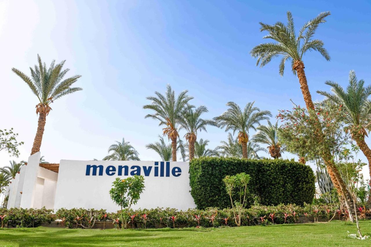 Menaville 4*