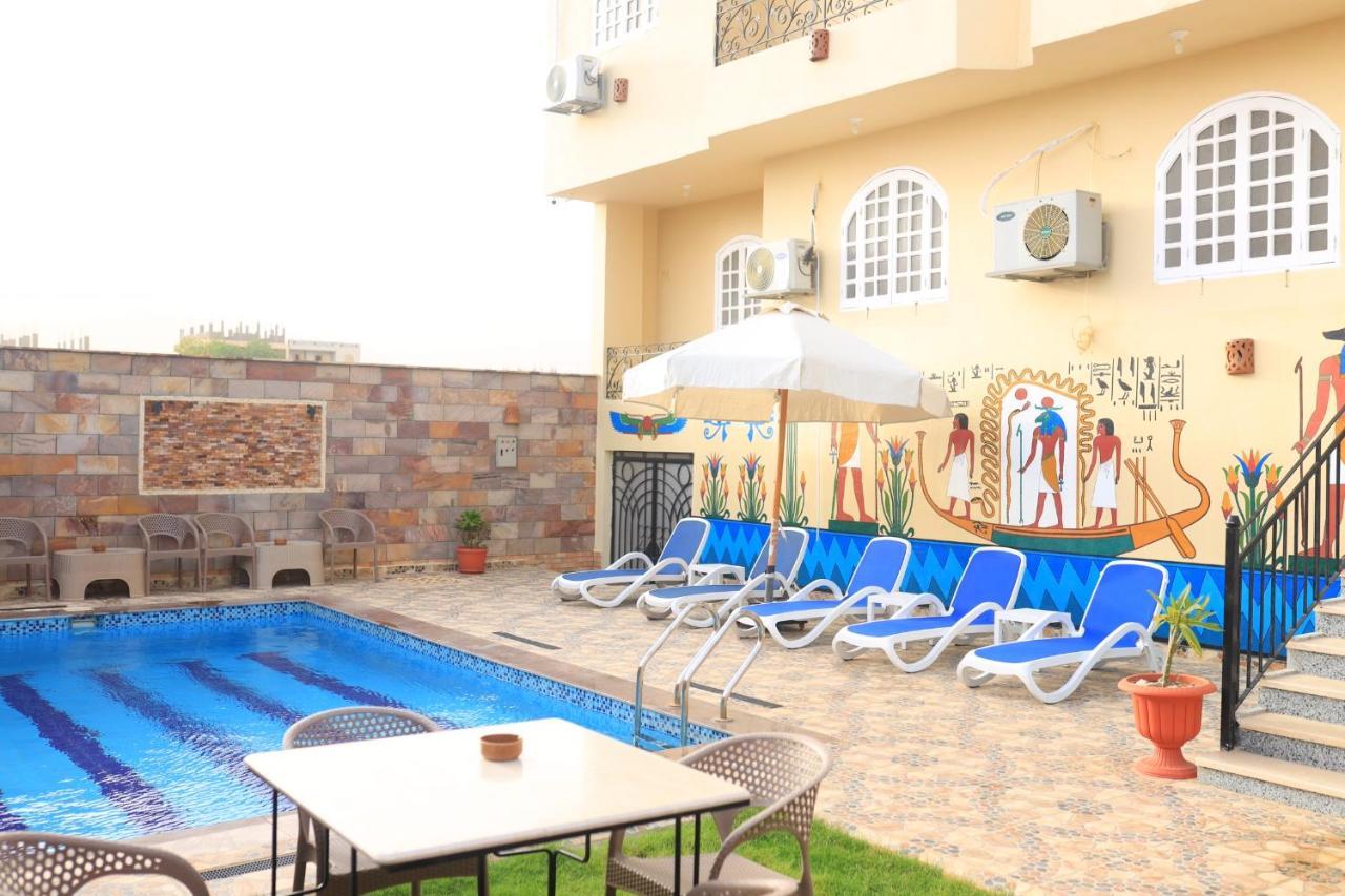 Royal Mountain Hotel 2*