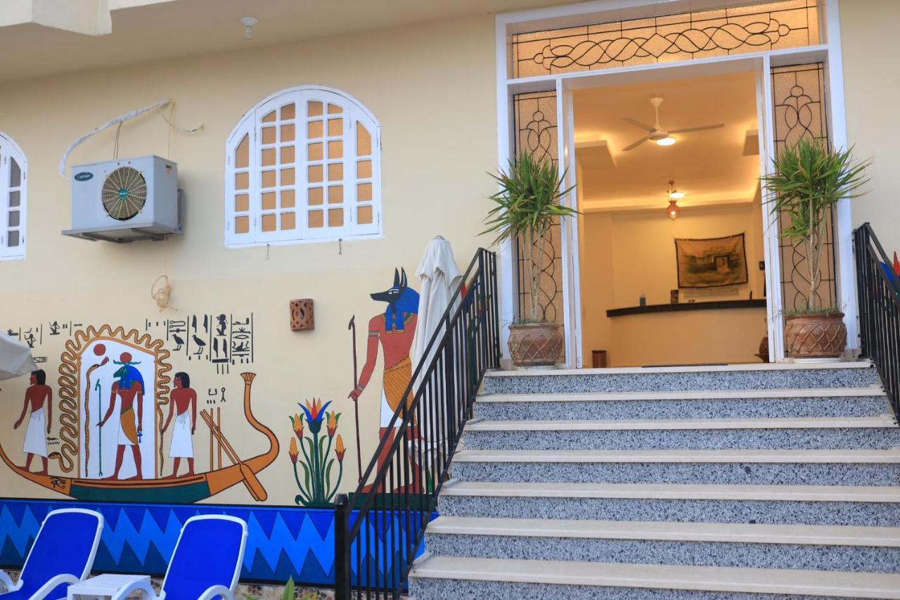 Hotel Royal Mountain Luxor