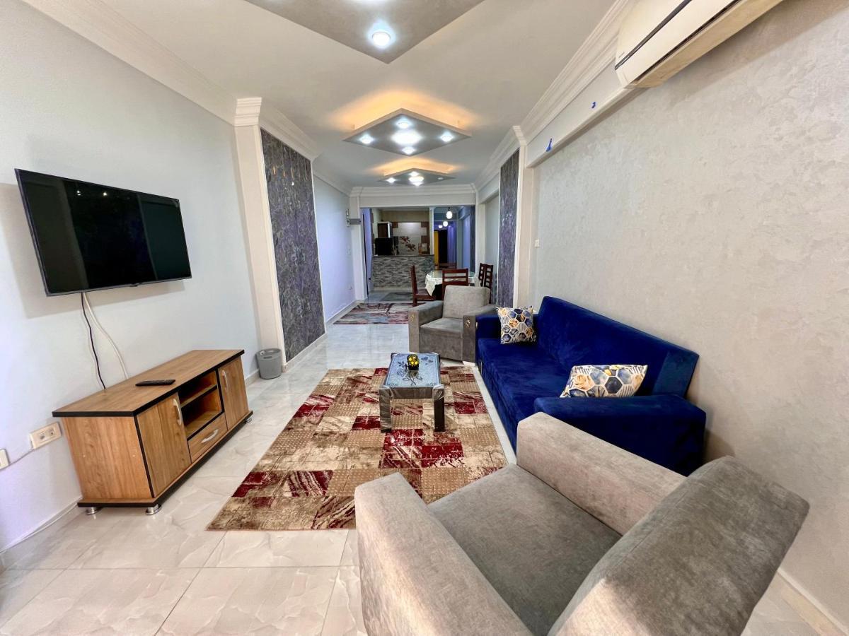 Apartment سى فيو السريا *