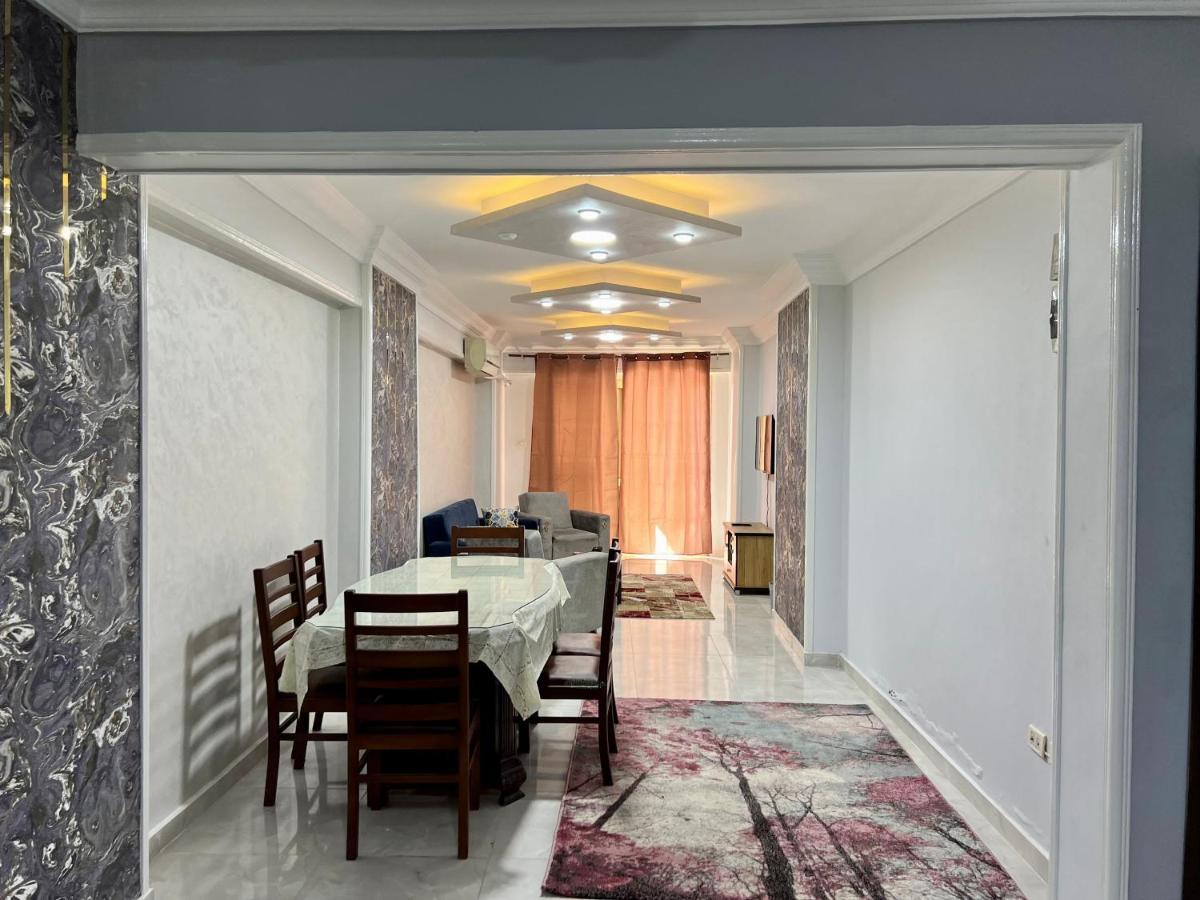 Apartment سى فيو السريا *