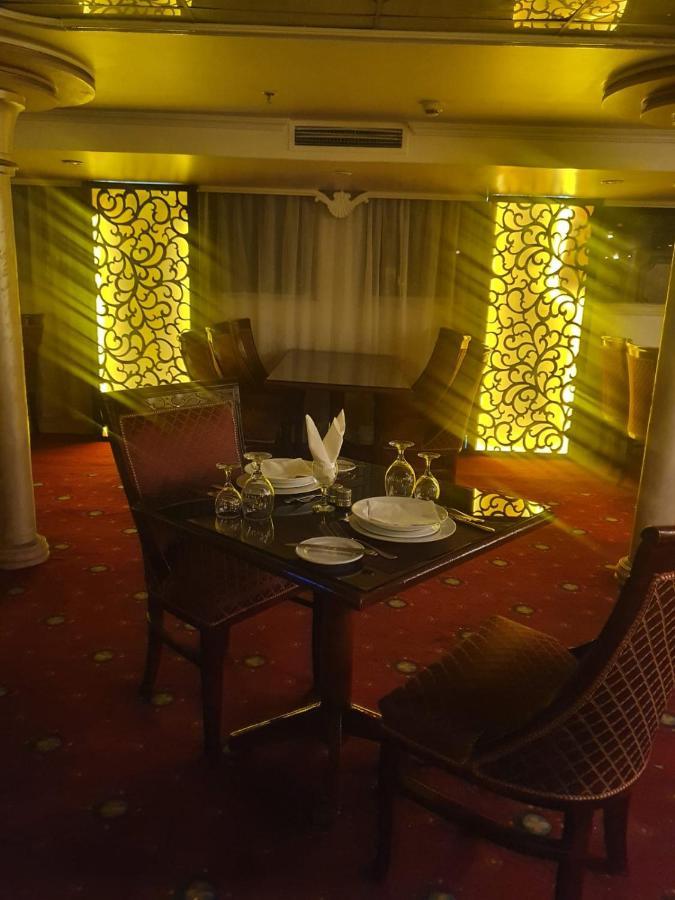 Hotel Nile Cruise To Aswan Every Monday, Thursday And Saturday And Trip To Abo Simple Luxor