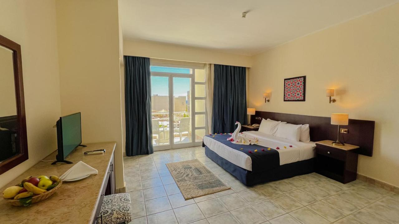 Resort Reef