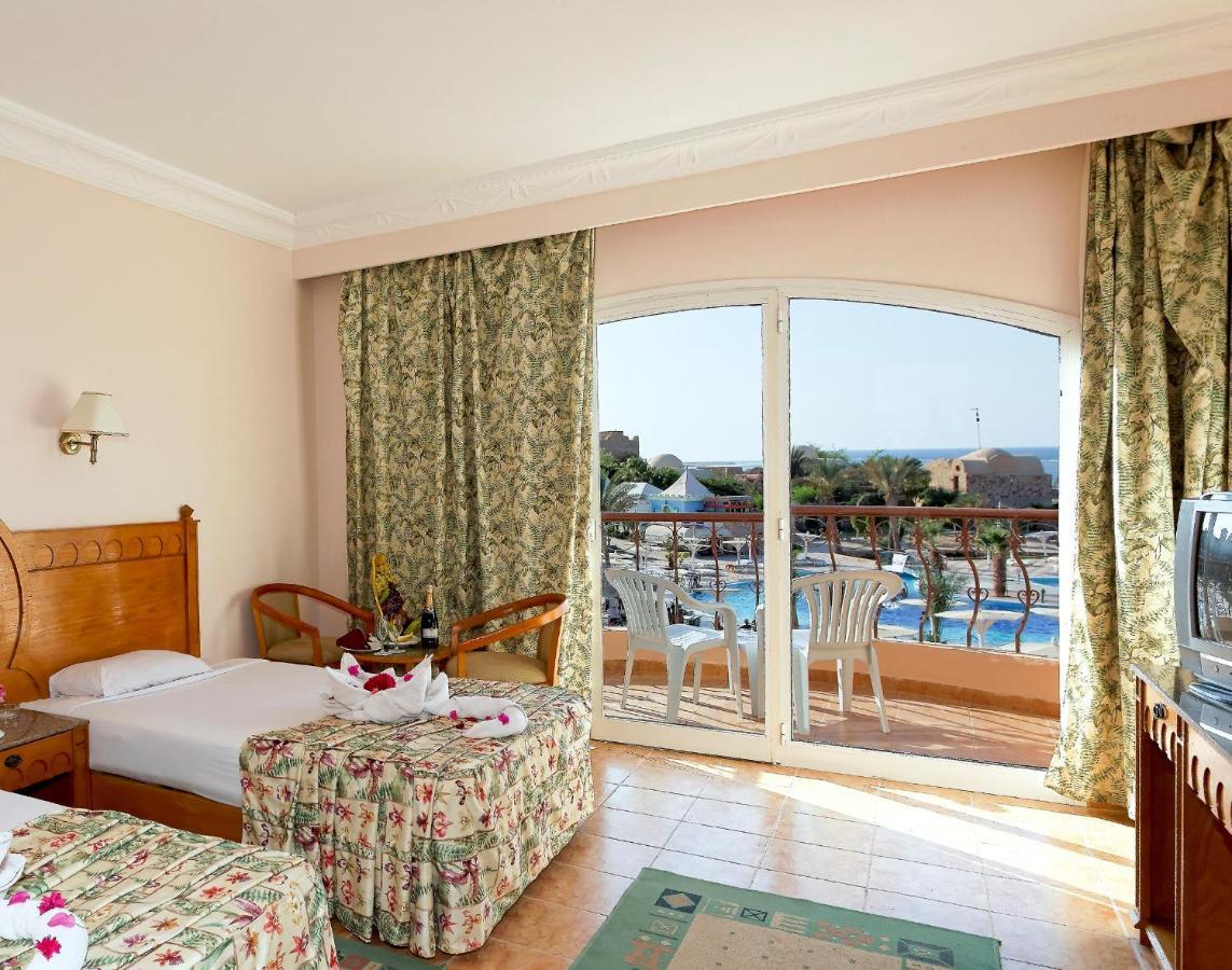 Pensee Royal Garden 4*