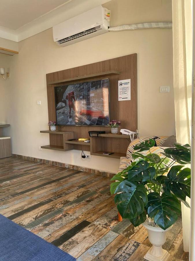 Alexander House Apartment Alexandria