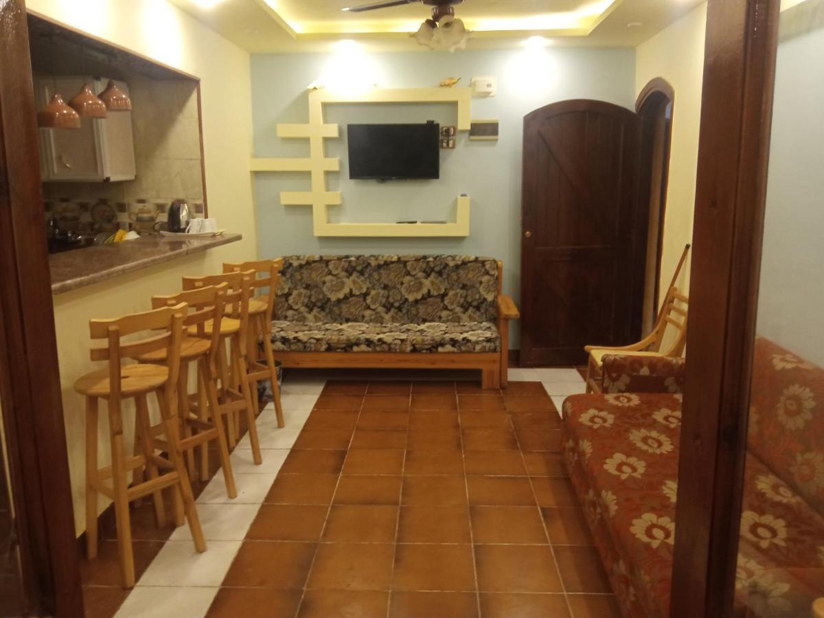 رائع مجدد بالكامل للعائلات فقط باندلسيه مطروح Apartment *