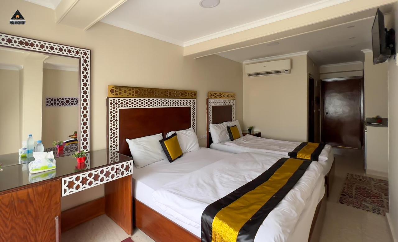 Pyramids Height & Pyramids Master Scene Rooftop Hotel