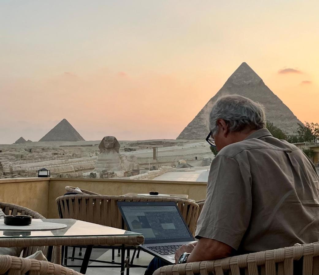 The Gate Front Pyramids & Sphinx View Hotel *