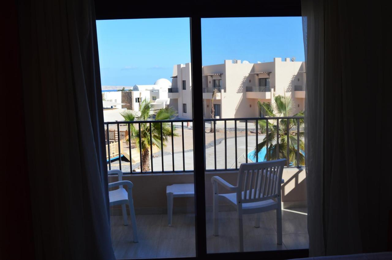 Hotel Sky View 3*