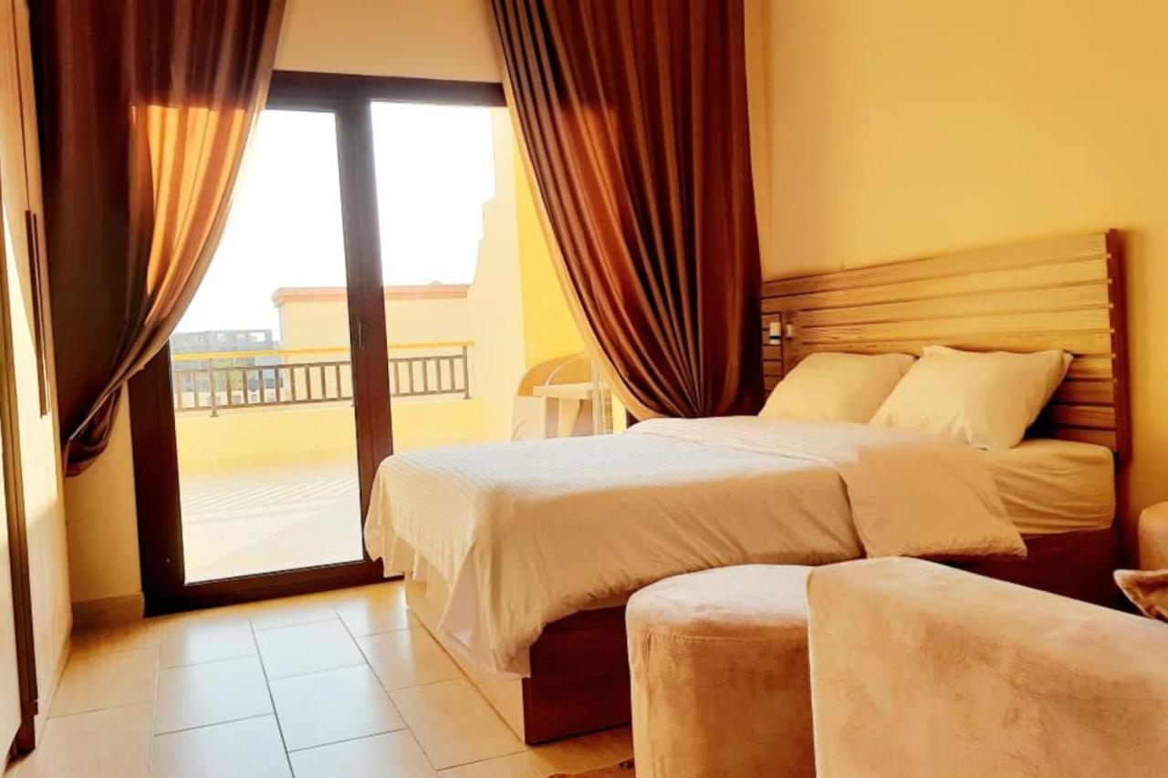 Aldau Heights Maroo Apartment