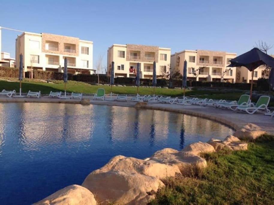 In Amwaj With A Sea View Apartment