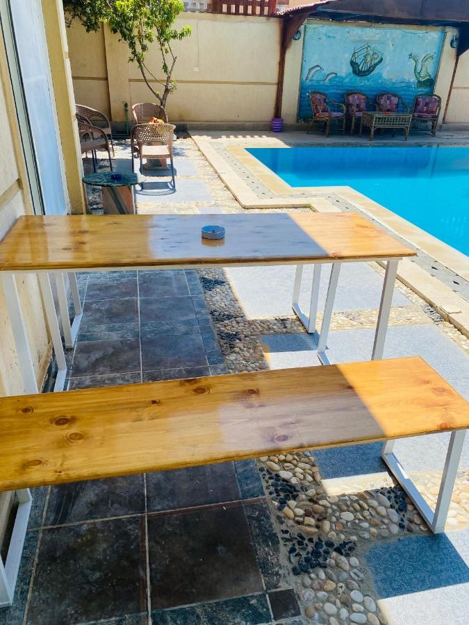 Lovely 5- Bedroom With Overflow Pool With Garden At Oasis Villa *