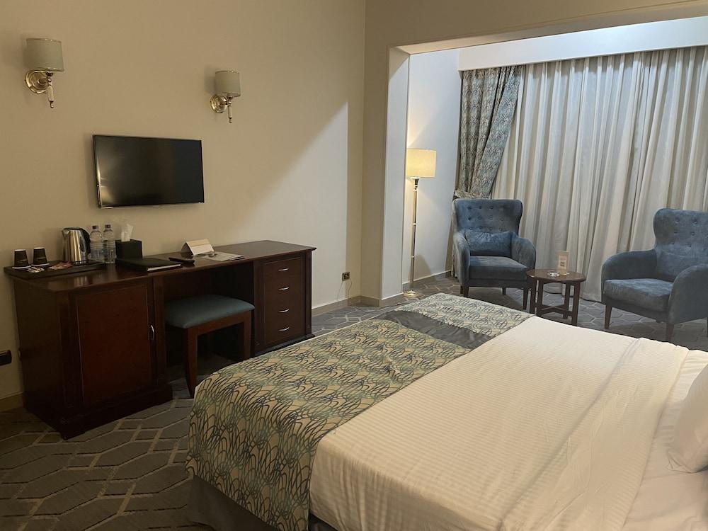 Triumph Plaza Cairo