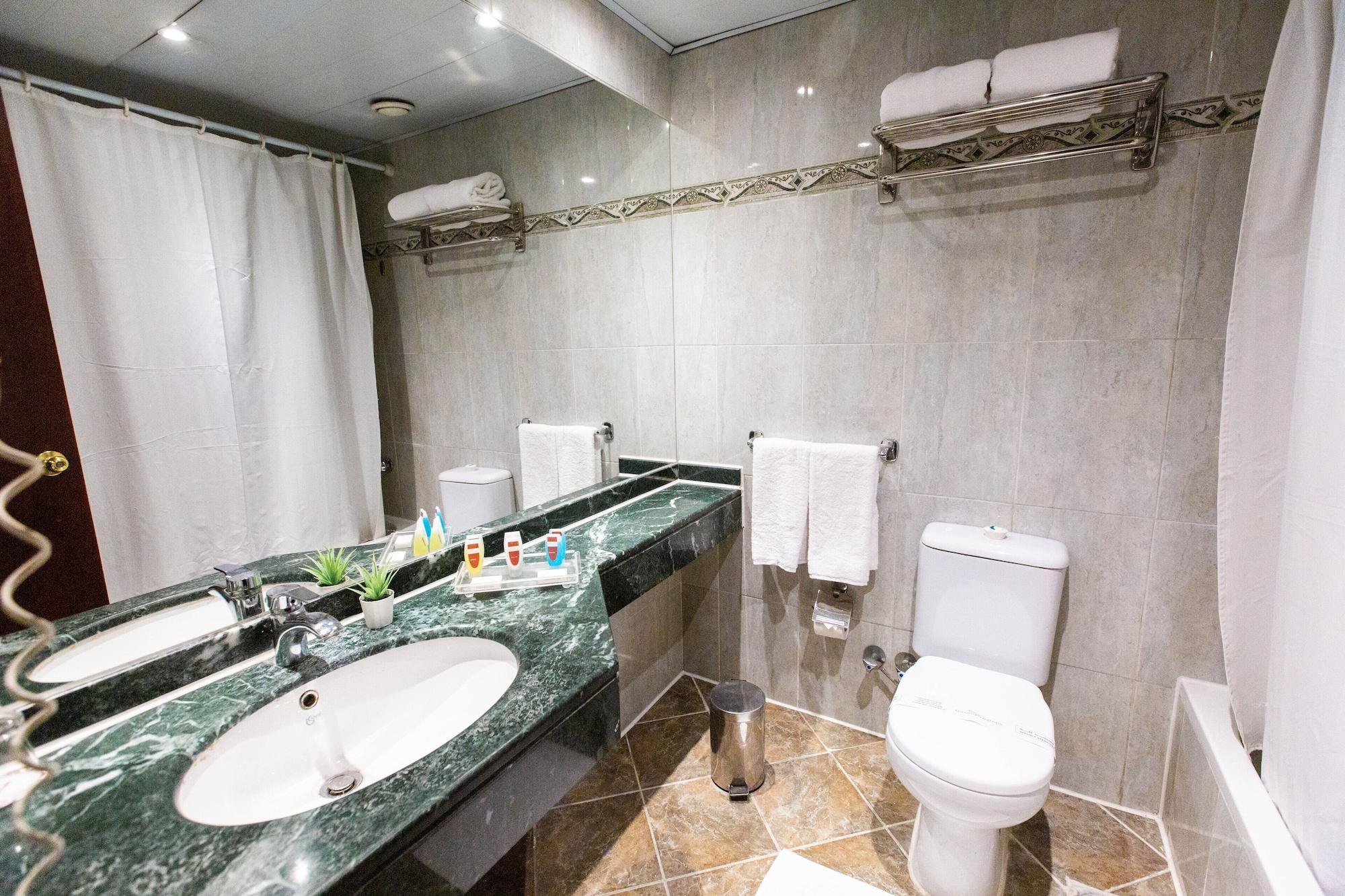Grand Pyramids Hotel Giza