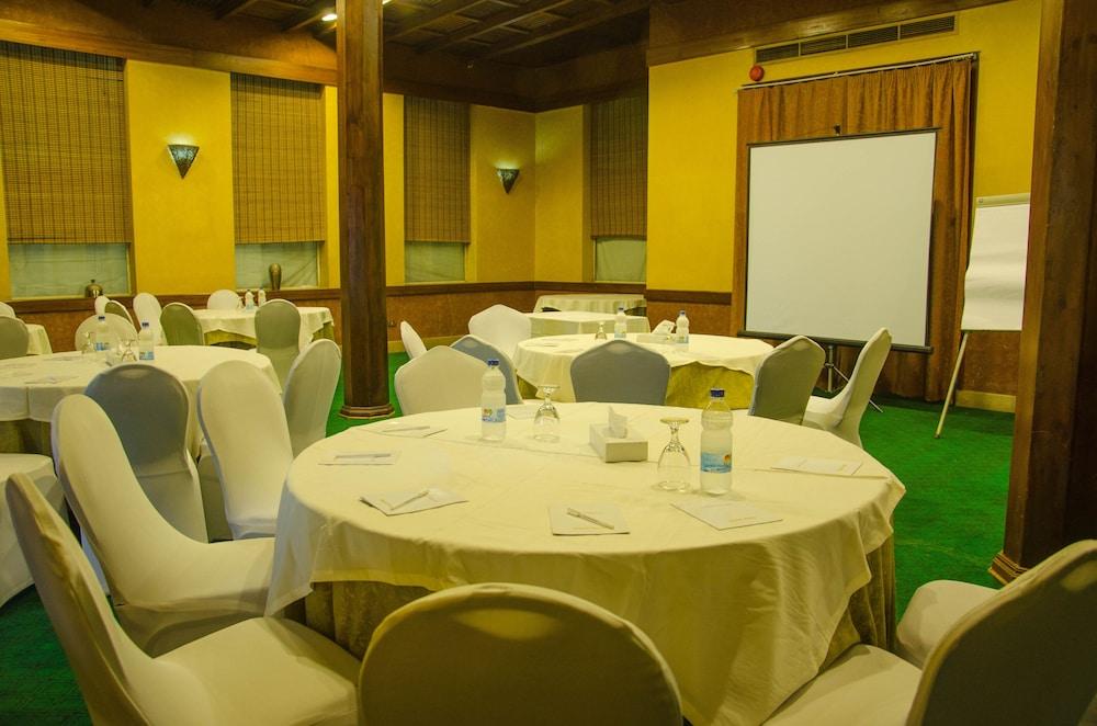 Grand Pyramids Hotel Giza