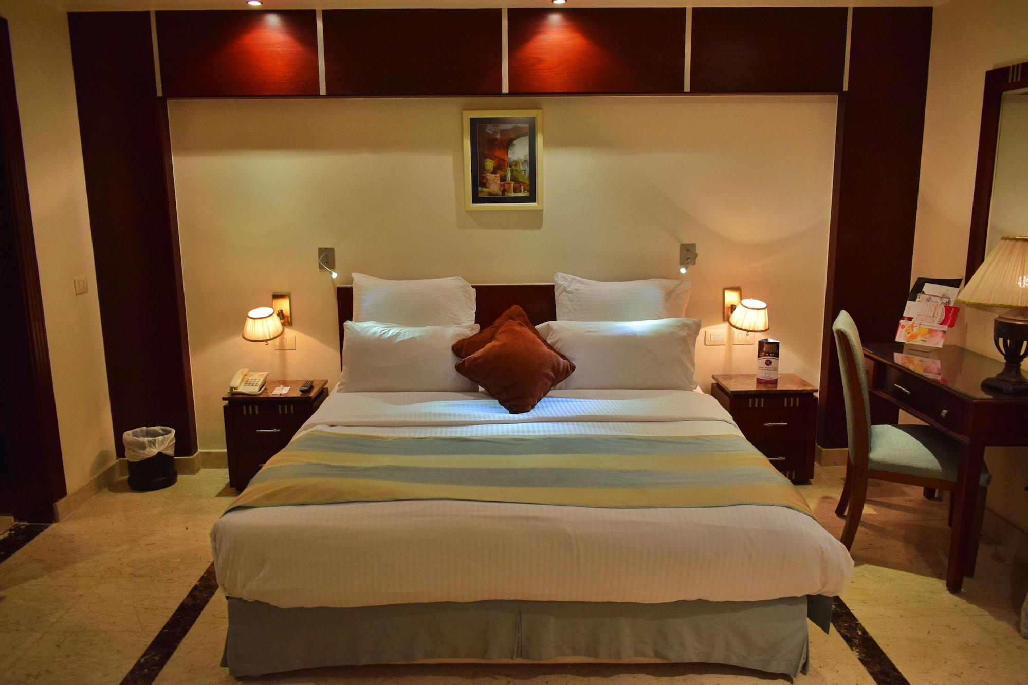 Hotel Romance