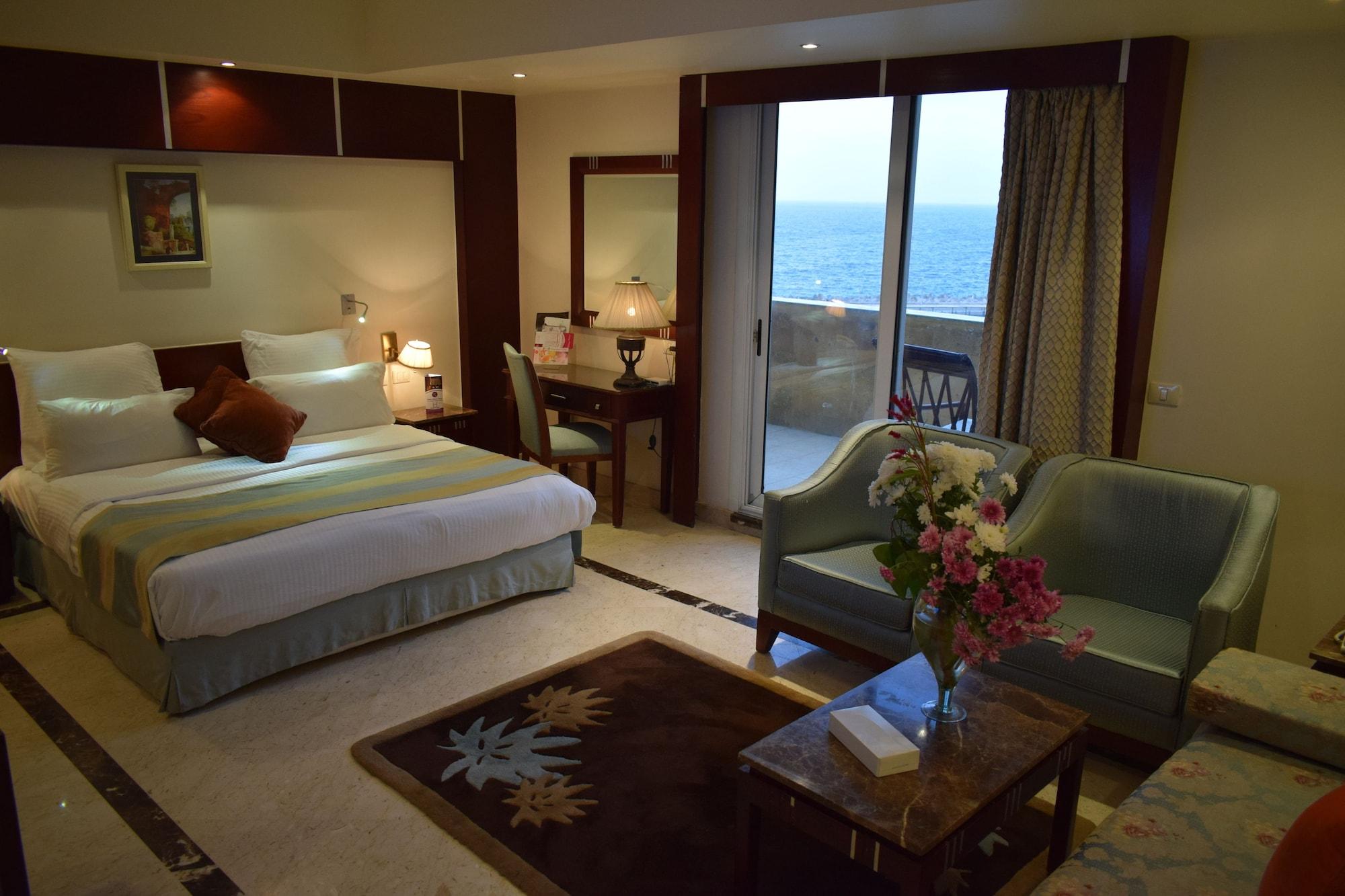 Hotel Romance 4*