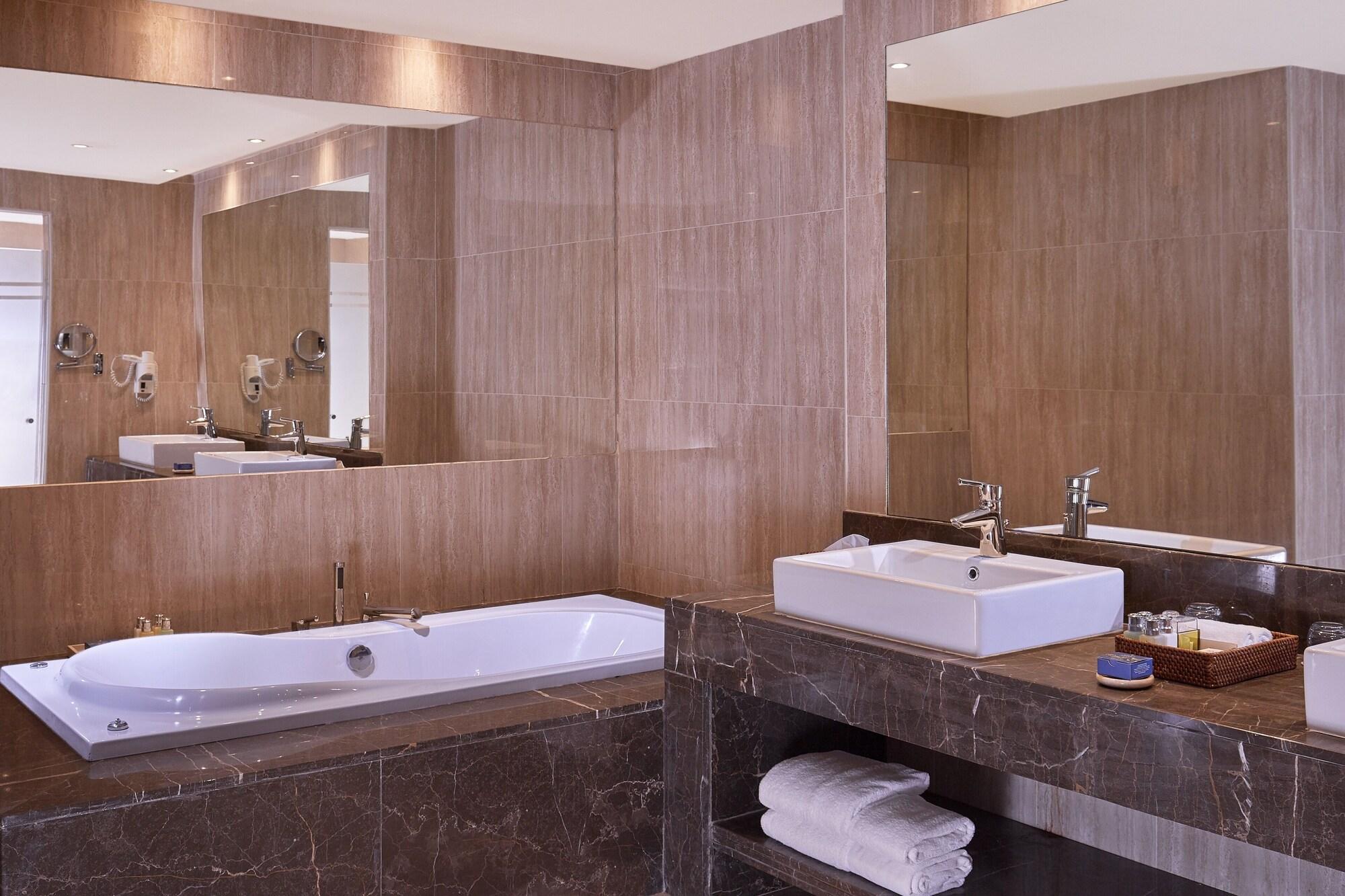 Jaz Elite Crystal, Almaza Bay Resort 5*
