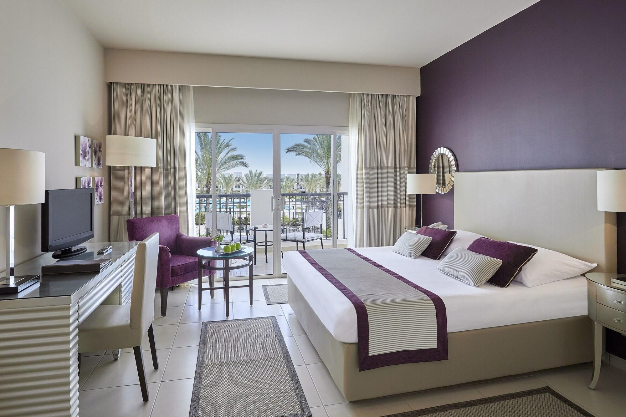 Jaz Crystal, Almaza Bay 5*