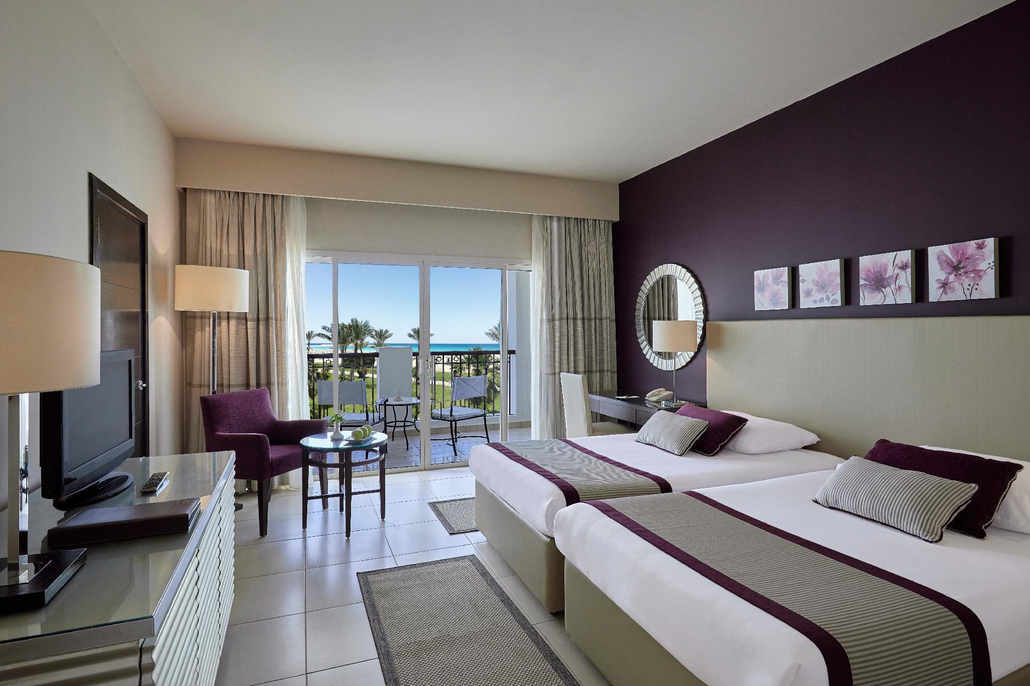 Jaz Crystal, Almaza Bay Resort 5*