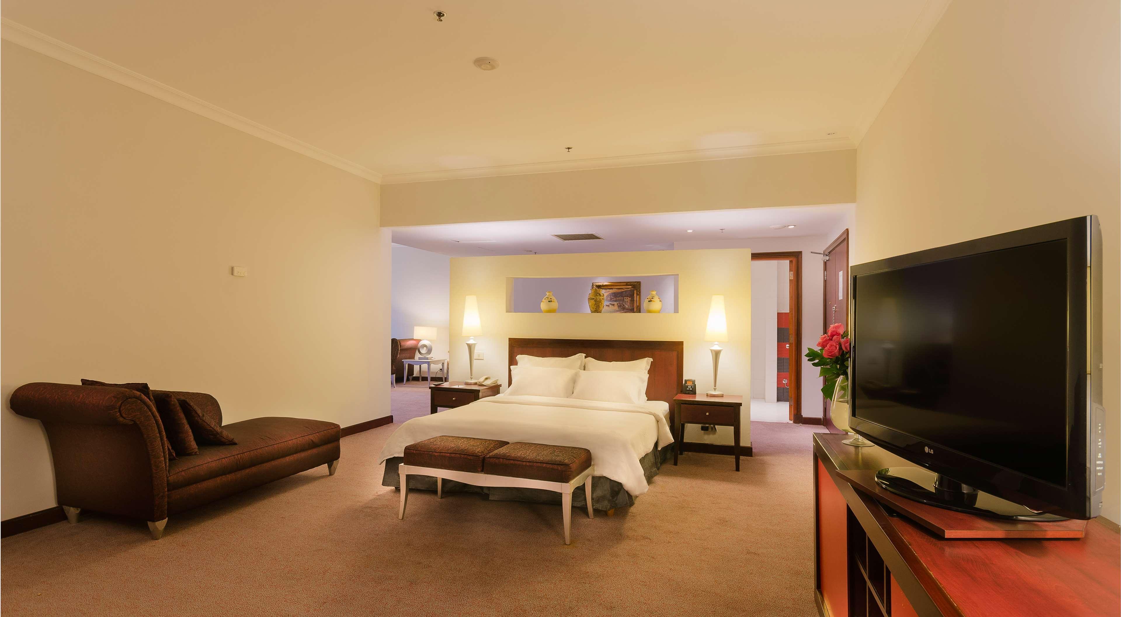 Hilton Plaza 5* Alexandria