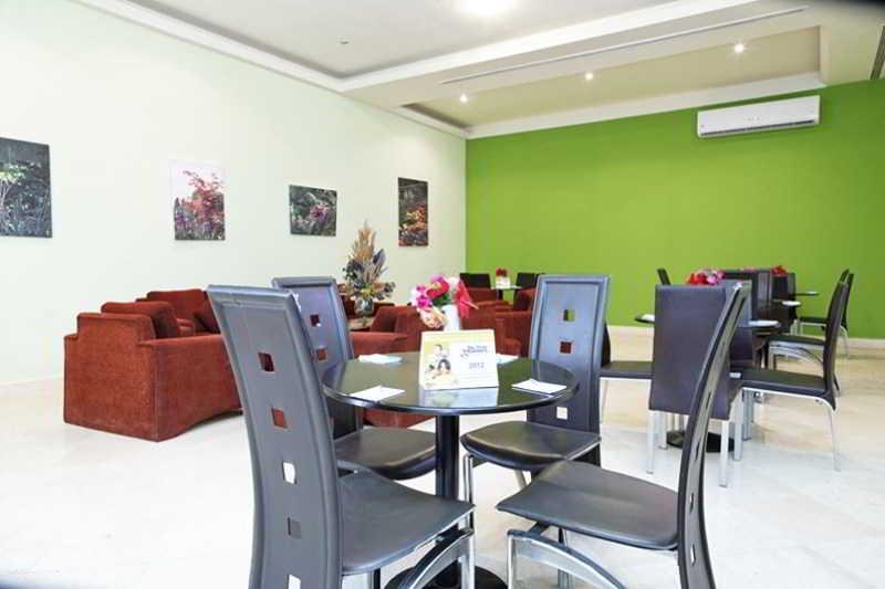 Resort Three Corners Sea