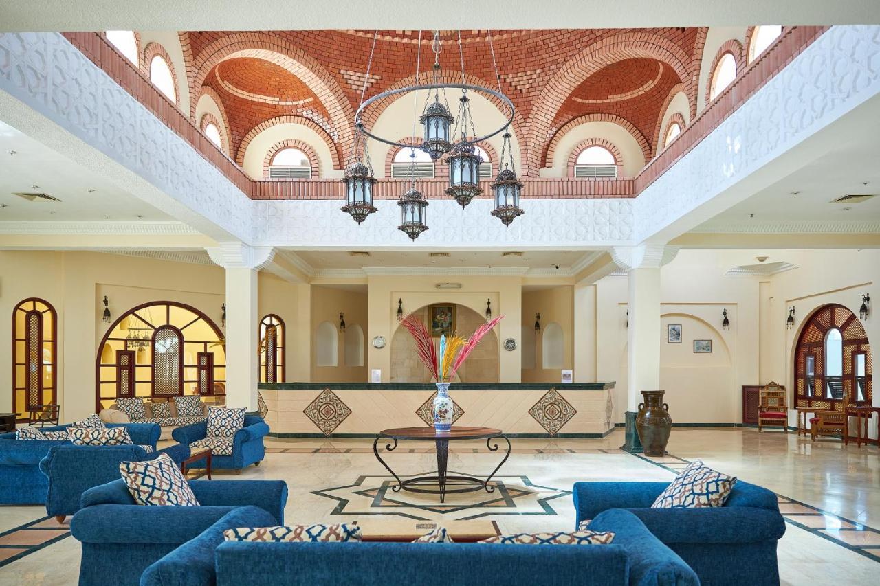 Protels Crystal Hotel 4*